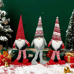Figurines de Père Noël de style nordique haut de gamme, faites à la main, écologiques, en polyester doux, sans visage, pour décoration festive de fenêtre - Product Image 2