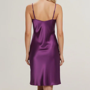 Nouvelle chemise de nuit en satin pour femme 2026, à fines bretelles et col en V, lingerie de nuit pour soirée et maison - Product Image 2