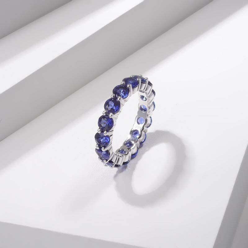 ทอง14K พร้อมไพลินห้องปฏิบัติการ