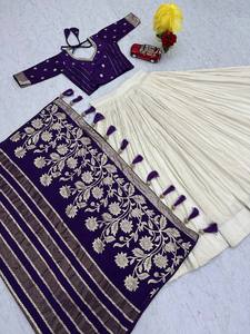 Oferta Especial de Boda: Lehenga y Saree de Moda para Mujer, Ropa Étnica de Diseñador para Novias y Eventos Festivos, Disponible para la Venta - Product Image 1