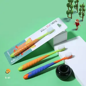 I produttori di spazzolini per bambini Oem hanno personalizzato lo spazzolino per bambini Super morbido