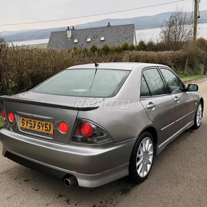 สปอยเลอร์หลังทรง TRD สีดำ/คาร์บอนไฟเบอร์ สำหรับ Lexus IS ปี 1999-2004 รุ่น IS200 แต่ง - Product Image 3