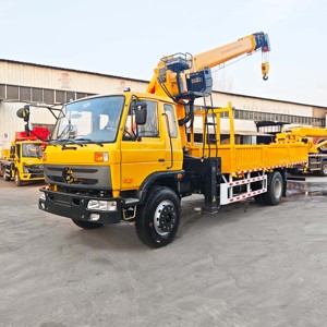 מנוף רכוב על משאית 8 טון 10 טון מנוף רכוב על משאית מנוף קטן משאית - Product Image 1