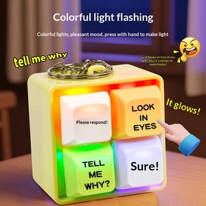 Answer Me Voice Porte-clés pendentif, bouton de clavier de décompression, lumineux magique, jouet unisexe pour enfants en plastique, à partir de 14 ans - Product Image 3