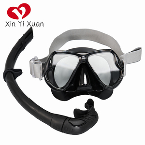 Máscara de buceo de vidrio templado personalizada Xinyixuan, conjunto de snorkel con gafas de natación de ángulo amplio y correa ajustable para buceo. - Product Image 1