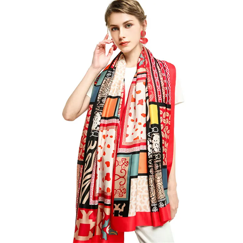2023 женские шарфы атласная шелковая бандана на ощупь головная повязка модная новинка 90x180 квадратный атласный шарф Шелковый шарф с принтом