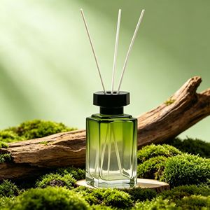 Diffuseur de parfum sans flamme en verre avec huile essentielle – parfum d'ambiance longue durée et accent décoratif pour la maison - Product Image 4