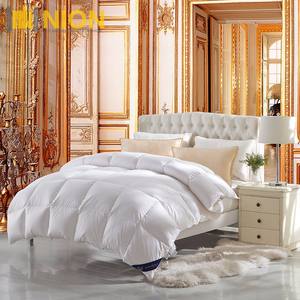 Producto más vendido Pure White Duck Down Edredón Venta caliente Edredón interior - Product Image 2