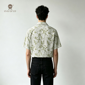 Camicia Estiva da Uomo Verde Floreale in Rete Traspirante ODM 145gsm con Ricamo Geometrico a Occhiello Elasticizzato Stile Cubano per Vacanze - Product Image 5