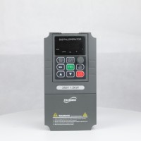 Convertisseur de fréquence triphasé VFD industriel spécialisé dans les machines industrielles