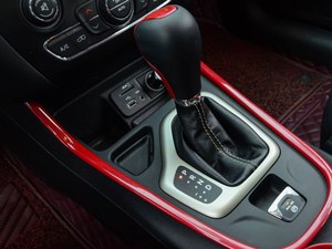 2017-2018 <span class=keywords><strong>Jeep</strong></span> SUV Calidad superior Free Light Edition 2.0L Híbrido Gasolina Auto Transmisión Asientos de cuero Izquierda Ventas al por mayor - Product Image 5