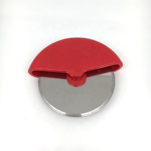 Rvs Ronde Wiel Snijmes Voor <span class=keywords><strong>Pizza</strong></span> Met Deksel <span class=keywords><strong>Roulette</strong></span> Roller Deeg <span class=keywords><strong>Pizza</strong></span> Slicer Cutter Bakken Accessoires Gereedschap - Product Image 2
