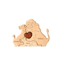 Souvenirs familiaux et décorations d'intérieur en bois sculpté personnalisés, ainsi que des ornements, directement de l'usine.