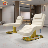 Lit de Beauté Électrique Incurvé en Cuir Blanc Couleur Personnalisée avec 3 Moteurs pour Salon, Massage, Soins du Visage et Cils