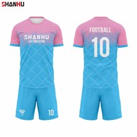 Maillot de football personnalisé entièrement sublimé avec logo, nom et numéro – Respirant, séchage rapide, tenue d'équipe pour matchs et entraînements de club