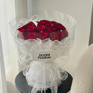 Bouquet di Rose Rosse e Bianche Immortali, Piccolo e Profumato, 35-40cm, Fiore di Sapone Artificiale di Alta Qualità per Fidanzata, Madre, Migliore Amica - Product Image 3
