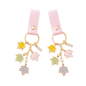 Porte-clés personnalisé en alliage de zinc, design mignon feuille et animal, étanche, souvenir, ornement, cadeau - Product Image 3