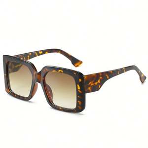 Gafas de Sol Cuadradas Extra Grandes con Logotipo Personalizado, Gafas de Sol de Moda 2025 con Degradado, Protección UV400 para Mujer - Product Image 5