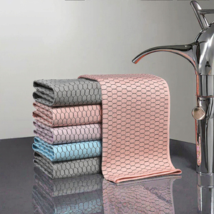 HCB01 panno per lavare piatti quadrato in microfibra facile da pulire a <span class=keywords><strong>nido</strong></span> <span class=keywords><strong>d</strong></span>'<span class=keywords><strong>ape</strong></span> con scala di pesce 300gsm panno per la pulizia assorbente per la cucina - Product Image 2