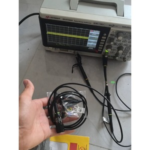 1PC Oscilloscope numérique à mémoire Keysight/HP/Agilent EDUX1002A 50MHZ 1GS/S - Product Image 3