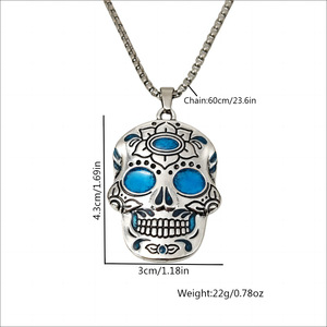 Collier pendentif crâne en sucre phosphorescent pour le Jour des Morts mexicain, style Hip Hop pour hommes, vente en gros - Product Image 6