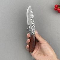 Couteau en acier forgé à la main à 67 couches avec manche en bois, couteau pliant portable pour le camping en plein air, la survie, l'épluchage de viande et de fruits