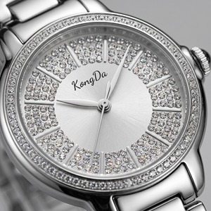 Montre à quartz de luxe pour femmes, personnalisée OEM, avec lunette entièrement sertie de diamants en or rose, bracelet en <span class=keywords><strong>acier</strong></span> inoxydable, logo personnalisé, montre pour femmes - Product Image 3