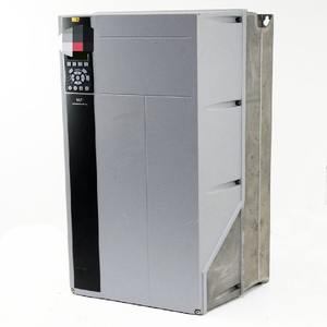 Plc VLT/131B8644/55kW/75, 1 unidad - Product Image 1