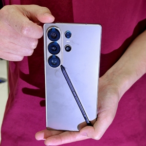 สมาร์ทโฟน S26 Ultra 5G หน้าจอ 7.3 นิ้ว 108MP 144Hz ระบบปฏิบัติการ Android 15 รองรับซิมคู่ ปลดล็อคแล้ว หน่วยความจำ 16GB+1TB แบตเตอรี่มากกว่า 8000mAh - Product Image 6