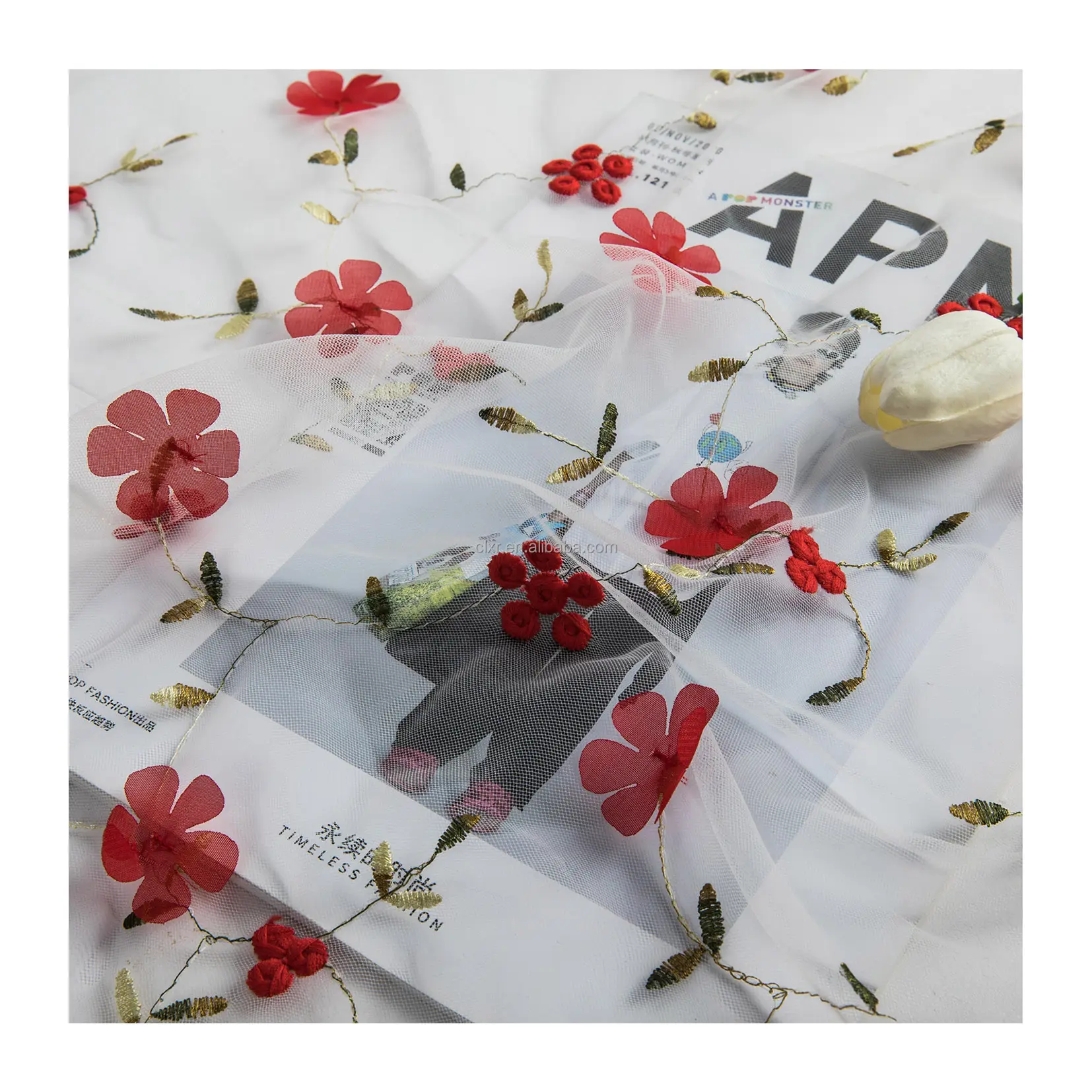 Pizzo rosso ricamo 3D fiore Jacquard Tulle tessuto fornitura di fabbrica abito da donna gonne tessuto da sposa