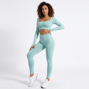 Conjunto de Yoga Verde Menta de 2 Piezas, Top Corto de Manga Larga con Cuello Cuadrado, Leggings Largos de Cintura Alta, Ropa Deportiva sin Costuras - Product Image 1