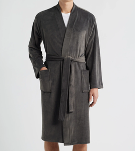 Vente en gros de peignoirs thermiques d'automne et d'hiver Chemises de nuit pour hommes Amoureux <span class=keywords><strong>Grande</strong></span> robe de bain longue en flanelle épaissie Vêtements de nuit pour hommes - Product Image 1