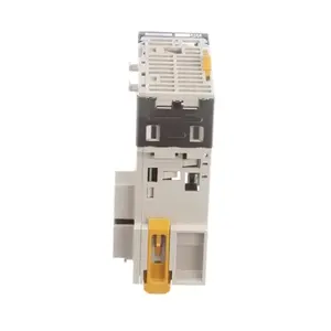 CJ1W-AD042 OMRON PLC Módulo de entrada analógica Original Genuíno novo