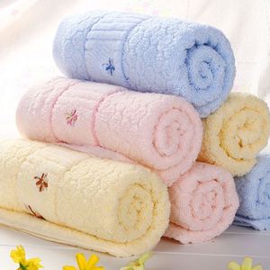 Serviette de Visage en Coton Doux et Absorbant pour Adultes, Cadeau Souvenir, Fabricant en Gros, Velours Jacquard Coupé pour la Maison - Product Image 1