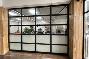 Puerta de garaje de vidrio Individual Doble usa puerta de garaje de aluminio casa moderna puerta de garaje - Product Image 3