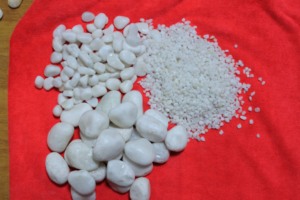 Pietra di roccia decorativa del fiume del ghiaia del paesaggio naturale bianco non lucidato irregolare per la pavimentazione del percorso del <span class=keywords><strong>giardino</strong></span> e i riempitivi del vaso - Product Image 4