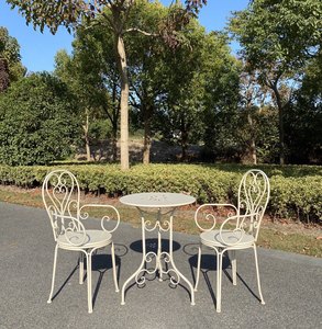 Ensemble <span class=keywords><strong>table</strong></span> et chaises de jardin rustiques en fer forgé, style campagne française, blanc et vert, <span class=keywords><strong>table</strong></span> ronde et chaises pour jardin, cour, <span class=keywords><strong>balcon</strong></span>, salon - Product Image 3