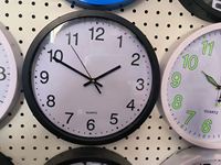 IStapromo Geschenke Fabrik Großhandel Runde Uhr mit Batterie Benutzerdefiniertes Logo Wanduhr Schlafzimmer Büro Küche Deko China Wanduhr