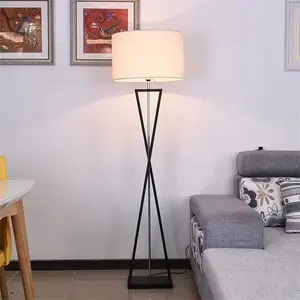 Low-Key Retro Villa Beddide For Hotels Bedside Pendant Lamp Floor Wood Tripod