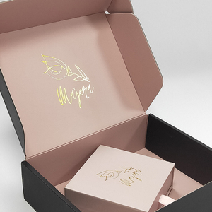 Boîte d'expédition en carton noir de marque OEM paquet kraft biodégradable de taille personnalisée avec doublure en éponge matériaux recyclés pour cadeau - Product Image 2