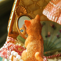 Décor à la maison boîte à trésor rotative boîte à musique anniversaire cadeau de noël pour enfants chambre décoration maison accessoires résine artisanat