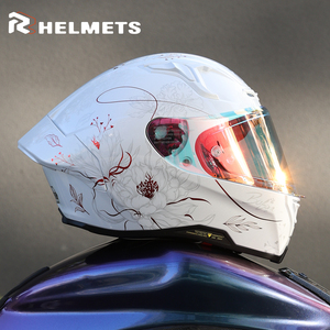 Casque de moto pour hommes et femmes Casque de moto quatre saisons avec aileron arrière Casque complet certifié 3C Certification DOT - Product Image 2