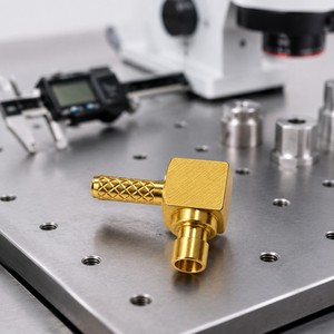 Raccord et connecteur hydrauliques coudés à angle droit en laiton durable pour systèmes résistants à la corrosion - Product Image 3
