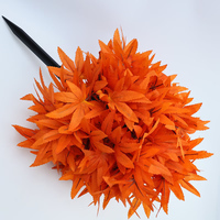 Boule de feuilles d'érable artificielles résistantes aux UV de 52 cm avec piquet pour décoration extérieure et événementielle, plante artificielle de Noël