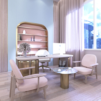 Aménagement de vitrine pour bijouterie, mobilier complet sur mesure, design intérieur personnalisé, présentoirs à bijoux, décoration de magasin, rénovation.