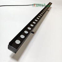 Yuanyeld Outdoor 4 In1 Led Strip Wash Bar 4 en 1 Luz de arandela de pared 4 en 1 con visera y escudos Cuerpo de aluminio de la YY-XQ4052