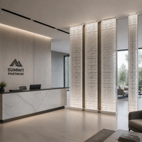Weiß beleuchtete Gitter-Säule, dekorative Säule, Aufzug-Lobby-Trennwand, kundenspezifische Größe, Hotel, Büro