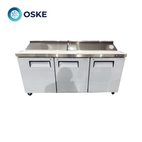Réfrigérateur compact silencieux certifié ETL américain pour la conservation des salades et des fruits avec table de préparation de pizzas à refroidissement par air et congélateur intégré