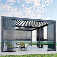 Pergola en aluminium avec angles de lamelles réglables et rideaux, pavillon extérieur moderne pour jardin