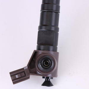 Großhandel Automotorteile <span class=keywords><strong>2</strong></span>-Pin Diesel-Einspritzdüse Sprühkopf-Baugruppe 23670-0E010 295700-0550 für Toyota Hilux <span class=keywords><strong>2</strong></span>.8L 2015- - Product Image 4
